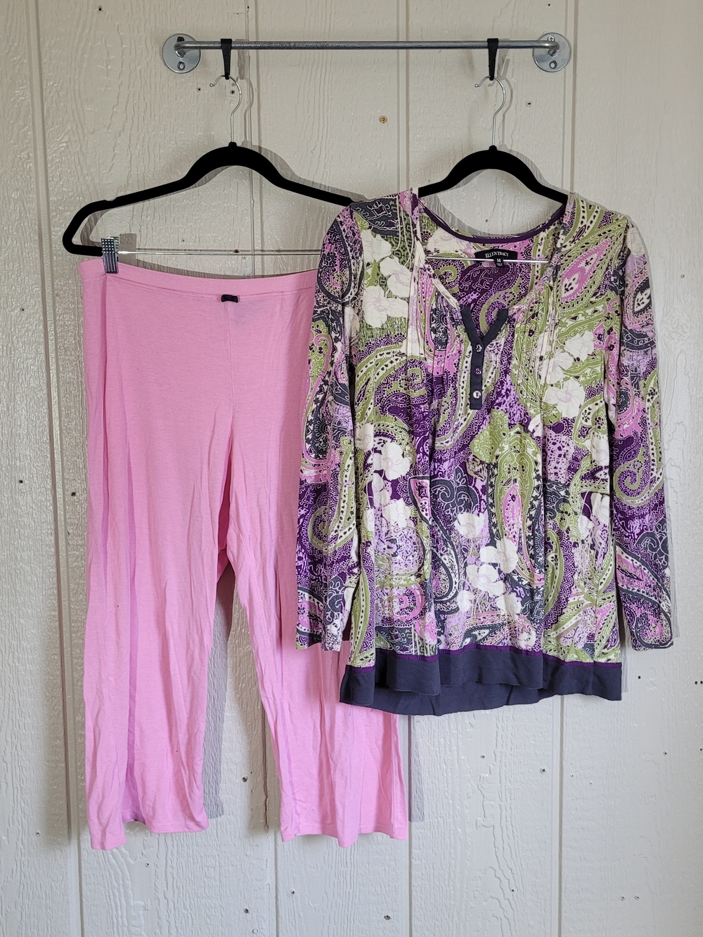 Ellen Tracy Pink Lounge Pants with Purple & Green Paisley Tunic